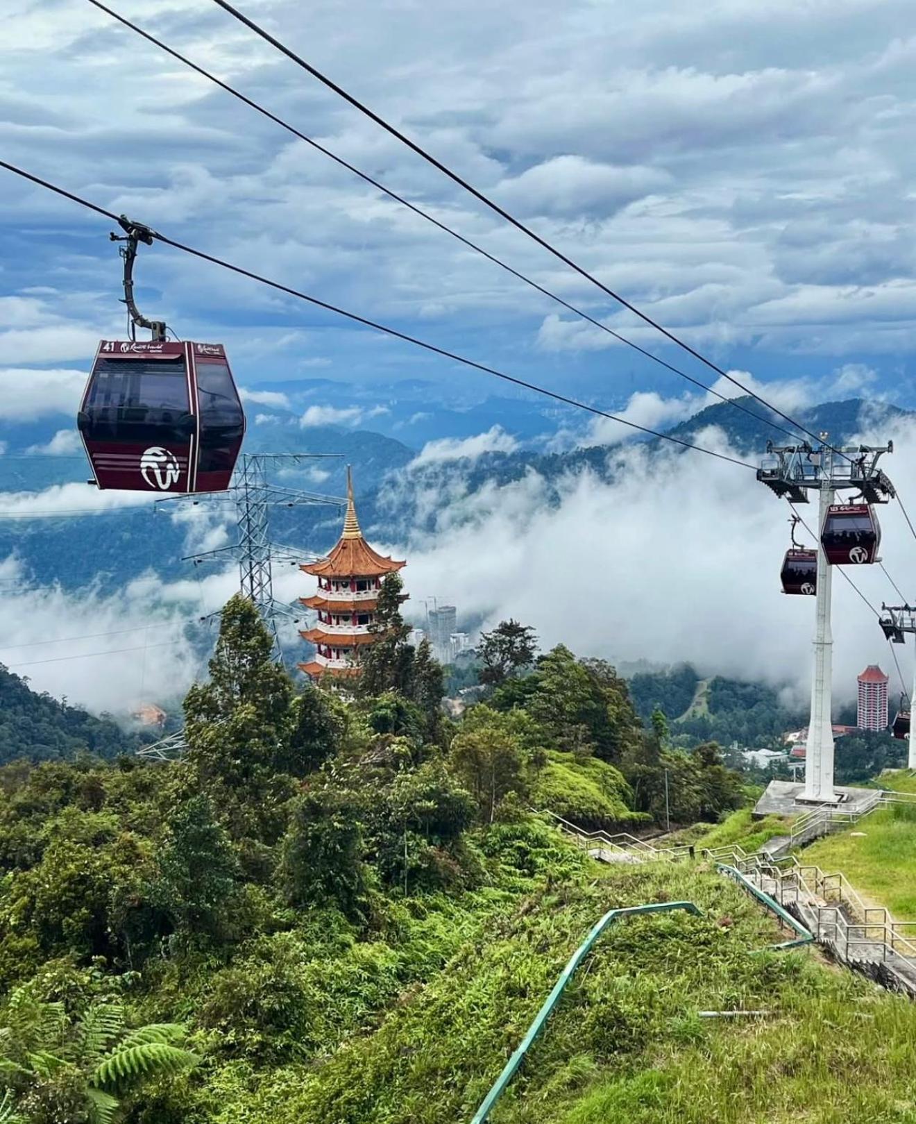 스위스-가든 호텔 앤 레지던스 겐팅 하이랜드 겐팅 하일랜드 객실 사진 Gondola lift at Tianzhu Mountain